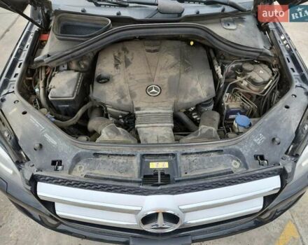 Чорний Мерседес ГЛ-Клас, об'ємом двигуна 3 л та пробігом 107 тис. км за 4500 $, фото 11 на Automoto.ua