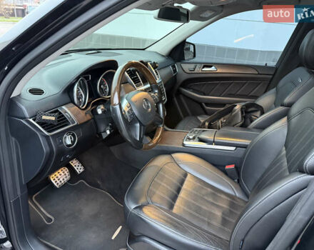 Черный Мерседес ГЛ-класс, объемом двигателя 3 л и пробегом 184 тыс. км за 33000 $, фото 11 на Automoto.ua