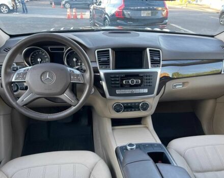 Черный Мерседес ГЛ-класс, объемом двигателя 3 л и пробегом 118 тыс. км за 6200 $, фото 2 на Automoto.ua