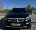 Мерседес ГЛ-класс 2015 в Залещиках на Automoto.ua Черный Мерседес ГЛ-класс, объемом двигателя 2.99 л и пробегом 282 тыс. км за 27200 $, фото 1 на Automoto.ua