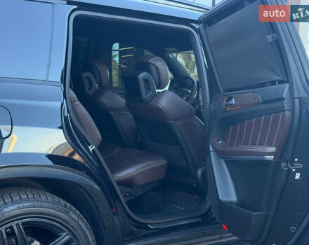 Черный Мерседес ГЛ-класс, объемом двигателя 5.46 л и пробегом 148 тыс. км за 42000 $, фото 26 на Automoto.ua