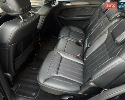 Мерседес ГЛ-класс 2015 в Киеве на Automoto.ua Черный Мерседес ГЛ-класс, объемом двигателя 3 л и пробегом 229 тыс. км за 30900 $, фото 35 на Automoto.ua