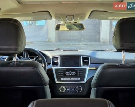 Мерседес ГЛ-класс 2015 в Залещиках на Automoto.ua Черный Мерседес ГЛ-класс, объемом двигателя 2.99 л и пробегом 282 тыс. км за 27200 $, фото 14 на Automoto.ua