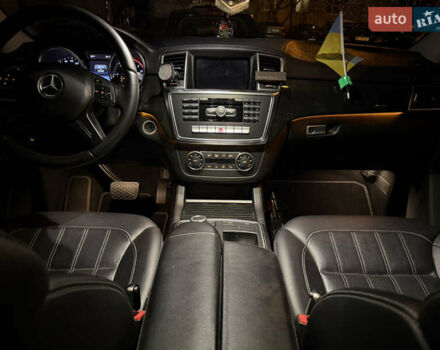 Чорний Мерседес ГЛ-Клас, об'ємом двигуна 2.99 л та пробігом 350 тис. км за 25000 $, фото 9 на Automoto.ua