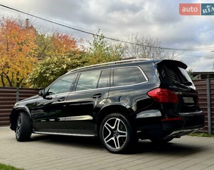 Мерседес ГЛ-класс 2015 в Киеве на Automoto.ua Черный Мерседес ГЛ-класс, объемом двигателя 3 л и пробегом 229 тыс. км за 30900 $, фото 24 на Automoto.ua