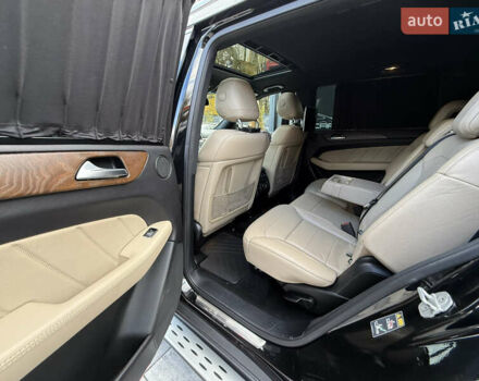 Черный Мерседес ГЛ-класс, объемом двигателя 3 л и пробегом 271 тыс. км за 35000 $, фото 21 на Automoto.ua