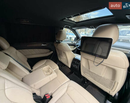 Черный Мерседес ГЛ-класс, объемом двигателя 3 л и пробегом 271 тыс. км за 35000 $, фото 24 на Automoto.ua