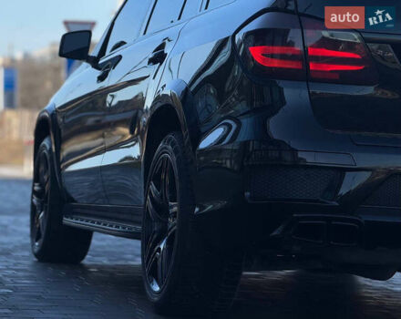 Черный Мерседес ГЛ-класс, объемом двигателя 5.46 л и пробегом 148 тыс. км за 42000 $, фото 5 на Automoto.ua