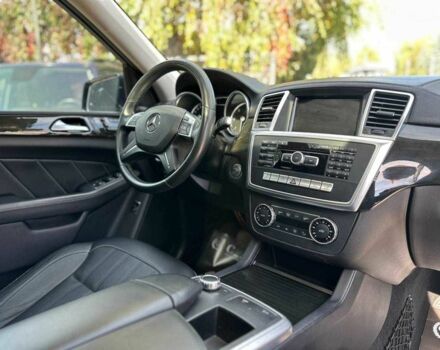 Черный Мерседес ГЛ-класс, объемом двигателя 3 л и пробегом 128 тыс. км за 32500 $, фото 12 на Automoto.ua