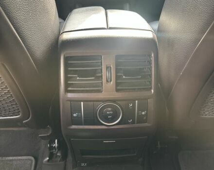 Черный Мерседес ГЛ-класс, объемом двигателя 2.1 л и пробегом 226 тыс. км за 31000 $, фото 7 на Automoto.ua