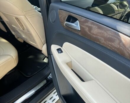 Черный Мерседес ГЛ-класс, объемом двигателя 3 л и пробегом 250 тыс. км за 41900 $, фото 17 на Automoto.ua