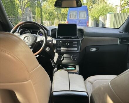 Черный Мерседес ГЛ-класс, объемом двигателя 3 л и пробегом 250 тыс. км за 41900 $, фото 3 на Automoto.ua