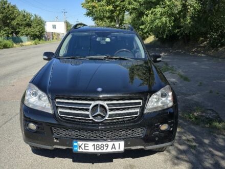 Мерседес ГЛ-класс 2006 в Каменское - Днепродзержинск на Automoto.ua Черный Мерседес ГЛ-класс, объемом двигателя 5.5 л и пробегом 334 тыс. км за 13200 $, фото 1 на Automoto.ua