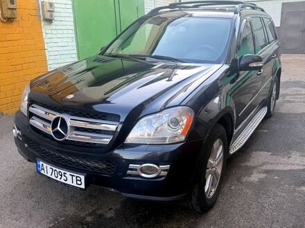 Чорний Мерседес ГЛ-Клас, об'ємом двигуна 4.7 л та пробігом 310 тис. км за 8400 $, фото 1 на Automoto.ua