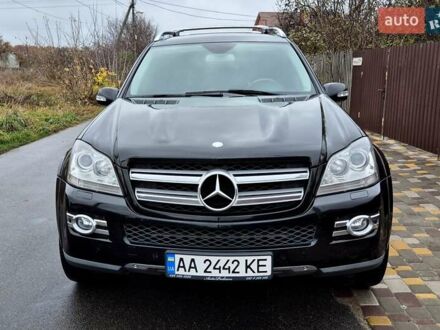 Чорний Мерседес ГЛ-Клас, об'ємом двигуна 5.46 л та пробігом 226 тис. км за 11600 $, фото 1 на Automoto.ua