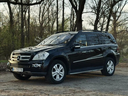 Мерседес ГЛ-Клас 2006 у Белой Церкве на Automoto.ua Чорний Мерседес ГЛ-Клас, об'ємом двигуна 5.5 л та пробігом 337 тис. км за 10500 $, фото 1 на Automoto.ua