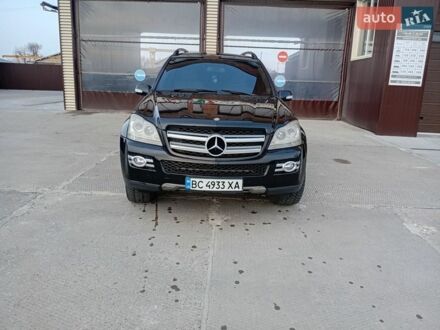 Черный Мерседес ГЛ-класс, объемом двигателя 5.46 л и пробегом 373 тыс. км за 12200 $, фото 1 на Automoto.ua