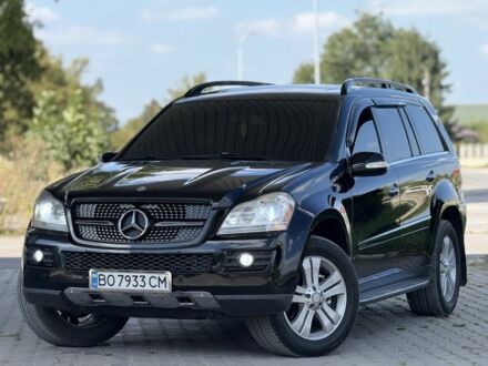 Черный Мерседес ГЛ-класс, объемом двигателя 4.7 л и пробегом 500 тыс. км за 12500 $, фото 1 на Automoto.ua