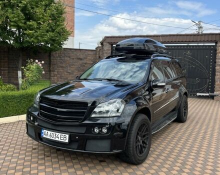 Черный Мерседес ГЛ-класс, объемом двигателя 4.7 л и пробегом 605 тыс. км за 13000 $, фото 1 на Automoto.ua