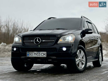 Черный Мерседес ГЛ-класс, объемом двигателя 4.7 л и пробегом 500 тыс. км за 8950 $, фото 1 на Automoto.ua