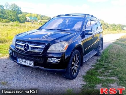 Чорний Мерседес ГЛ-Клас, об'ємом двигуна 4.7 л та пробігом 233 тис. км за 12000 $, фото 1 на Automoto.ua