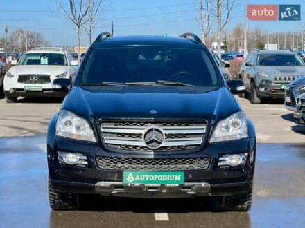 Черный Мерседес ГЛ-класс, объемом двигателя 4.66 л и пробегом 336 тыс. км за 8800 $, фото 1 на Automoto.ua