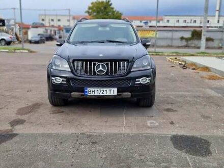 Мерседес ГЛ-Клас 2007 у Одесі на Automoto.ua Чорний Мерседес ГЛ-Клас, об'ємом двигуна 4.66 л та пробігом 290 тис. км за 14500 $, фото 1 на Automoto.ua
