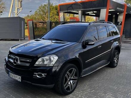 Мерседес ГЛ-Клас 2007 у Харкові на Automoto.ua Чорний Мерседес ГЛ-Клас, об'ємом двигуна 4.66 л та пробігом 309 тис. км за 8500 $, фото 1 на Automoto.ua