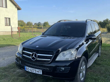 Мерседес ГЛ-класс 2007 в Ужгороде на Automoto.ua Черный Мерседес ГЛ-класс, объемом двигателя 4.66 л и пробегом 231 тыс. км за 10500 $, фото 1 на Automoto.ua