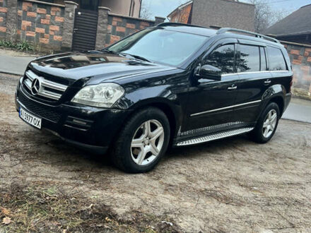 Мерседес ГЛ-класс 2007 в Вышгороде на Automoto.ua Черный Мерседес ГЛ-класс, объемом двигателя 4.7 л и пробегом 346 тыс. км за 12500 $, фото 1 на Automoto.ua