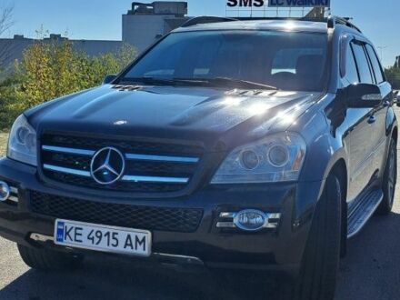 Чорний Мерседес ГЛ-Клас, об'ємом двигуна 4.7 л та пробігом 160 тис. км за 12500 $, фото 1 на Automoto.ua