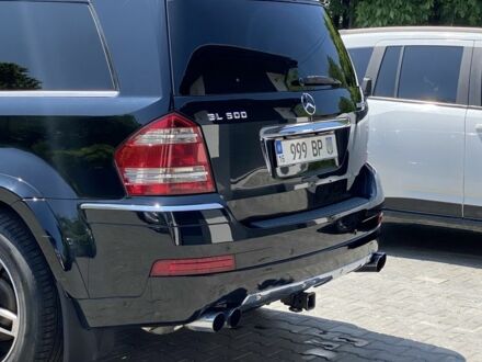 Чорний Мерседес ГЛ-Клас, об'ємом двигуна 4.7 л та пробігом 260 тис. км за 10500 $, фото 1 на Automoto.ua