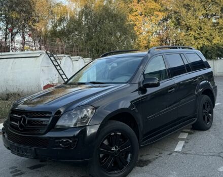 Мерседес ГЛ-класс 2007 в Запорожье на Automoto.ua Черный Мерседес ГЛ-класс, объемом двигателя 5.5 л и пробегом 265 тыс. км за 6200 $, фото 1 на Automoto.ua