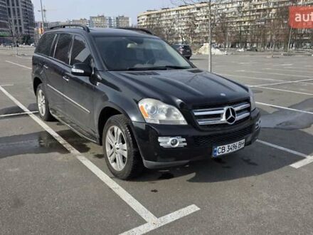 Черный Мерседес ГЛ-класс, объемом двигателя 4.7 л и пробегом 218 тыс. км за 8999 $, фото 1 на Automoto.ua