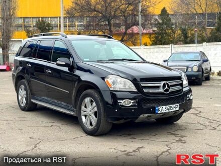 Черный Мерседес ГЛ-класс, объемом двигателя 4.7 л и пробегом 17700 тыс. км за 7999 $, фото 1 на Automoto.ua
