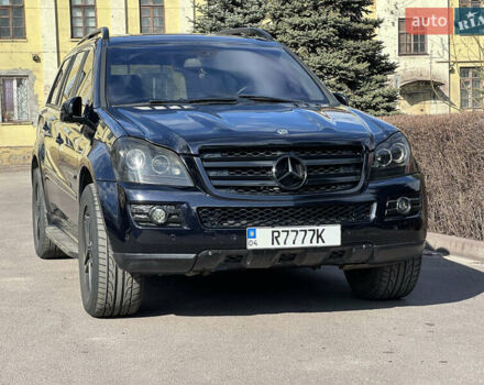 Чорний Мерседес ГЛ-Клас, об'ємом двигуна 4.66 л та пробігом 250 тис. км за 13500 $, фото 1 на Automoto.ua