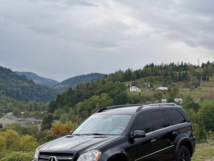 Чорний Мерседес ГЛ-Клас, об'ємом двигуна 5.46 л та пробігом 297 тис. км за 12600 $, фото 1 на Automoto.ua