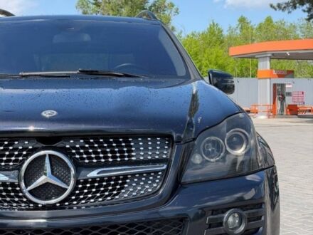 Чорний Мерседес ГЛ-Клас, об'ємом двигуна 4.7 л та пробігом 259 тис. км за 9500 $, фото 1 на Automoto.ua