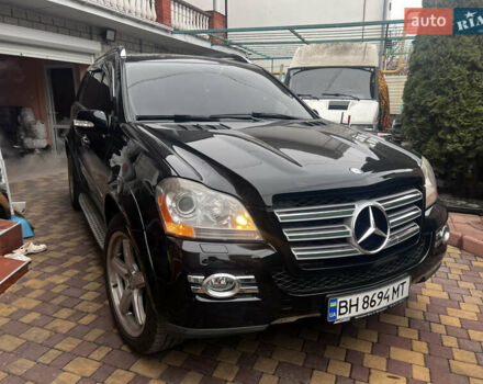 Чорний Мерседес ГЛ-Клас, об'ємом двигуна 5.46 л та пробігом 255 тис. км за 10999 $, фото 1 на Automoto.ua