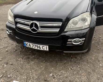 Чорний Мерседес ГЛ-Клас, об'ємом двигуна 4.7 л та пробігом 291 тис. км за 9600 $, фото 1 на Automoto.ua