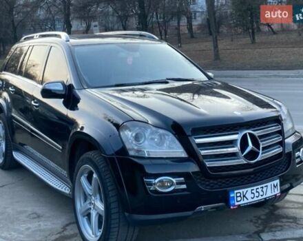 Чорний Мерседес ГЛ-Клас, об'ємом двигуна 5.46 л та пробігом 214 тис. км за 13999 $, фото 1 на Automoto.ua