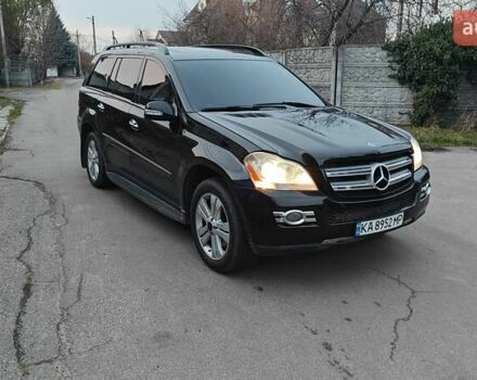 Черный Мерседес ГЛ-класс, объемом двигателя 4.66 л и пробегом 318 тыс. км за 8900 $, фото 1 на Automoto.ua