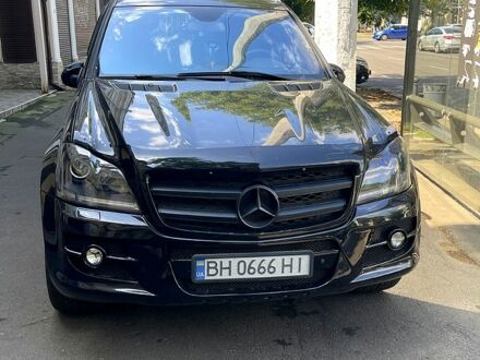 Чорний Мерседес ГЛ-Клас, об'ємом двигуна 5.5 л та пробігом 280 тис. км за 13500 $, фото 1 на Automoto.ua