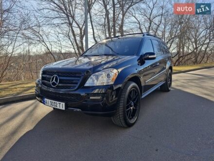 Черный Мерседес ГЛ-класс, объемом двигателя 4.66 л и пробегом 208 тыс. км за 12500 $, фото 1 на Automoto.ua