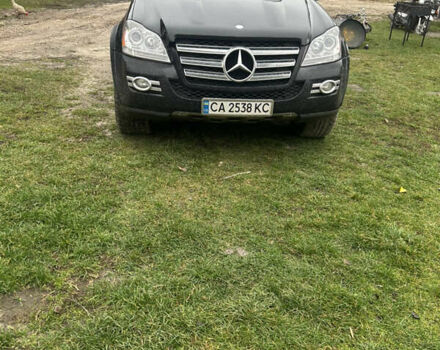 Черный Мерседес ГЛ-класс, объемом двигателя 5.46 л и пробегом 307 тыс. км за 11750 $, фото 1 на Automoto.ua