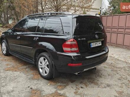 Черный Мерседес ГЛ-класс, объемом двигателя 4.66 л и пробегом 318 тыс. км за 8900 $, фото 1 на Automoto.ua