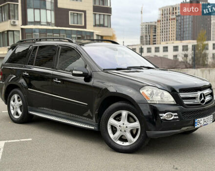 Мерседес ГЛ-класс 2008 в Киеве на Automoto.ua Черный Мерседес ГЛ-класс, объемом двигателя 2.99 л и пробегом 264 тыс. км за 11000 $, фото 1 на Automoto.ua