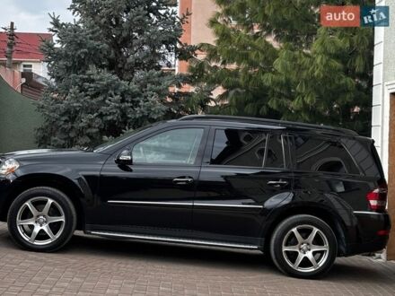 Чорний Мерседес ГЛ-Клас, об'ємом двигуна 4.66 л та пробігом 338 тис. км за 12000 $, фото 1 на Automoto.ua