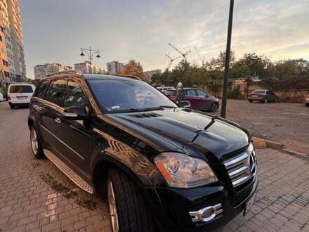 Мерседес ГЛ-Клас 2008 у Одесі на Automoto.ua Чорний Мерседес ГЛ-Клас, об'ємом двигуна 5.5 л та пробігом 350 тис. км за 21000 $, фото 1 на Automoto.ua