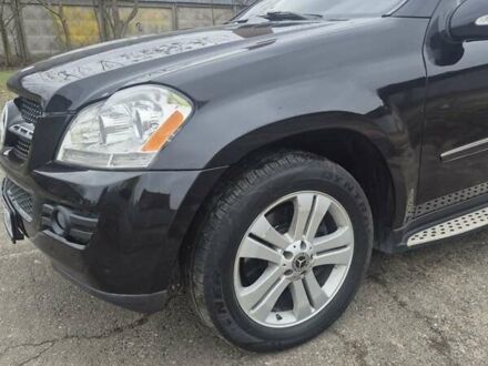 Чорний Мерседес ГЛ-Клас, об'ємом двигуна 3.2 л та пробігом 420 тис. км за 14700 $, фото 1 на Automoto.ua